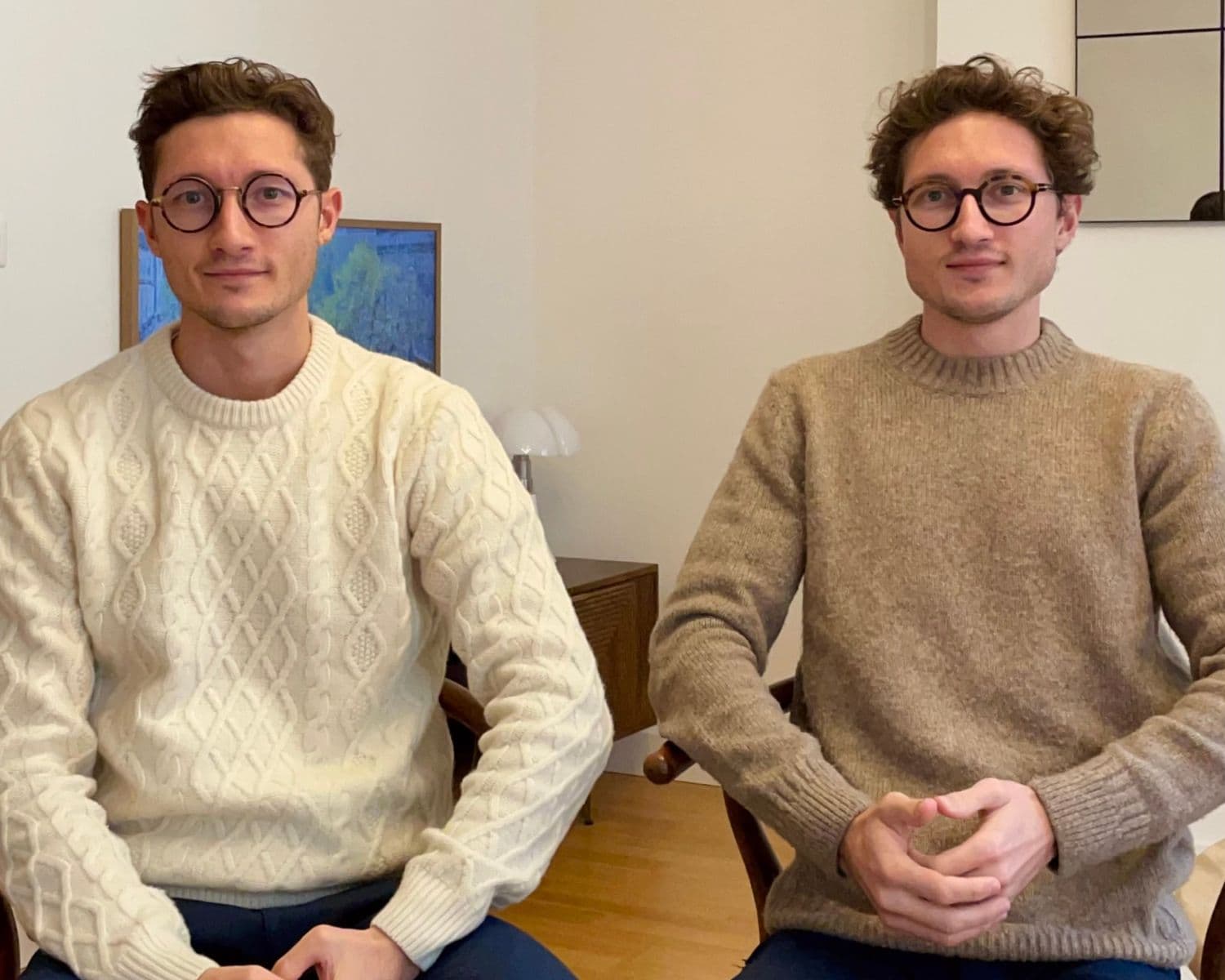 Deux diplômés lancent un site web boosté à l’IA pour réserver des lieux événementiels partout en France