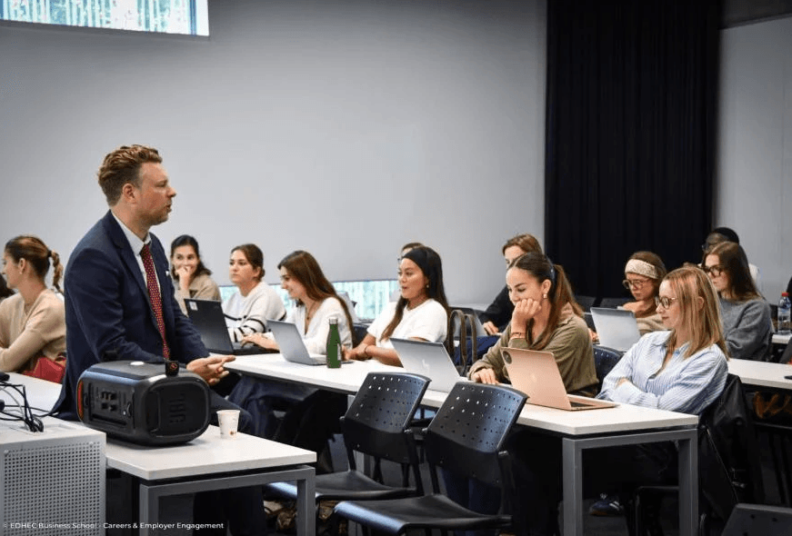 EDHEC Career Booster Days : projeter les étudiants BBA dans leur future vie professionnelle