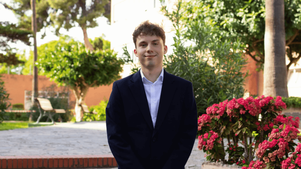 Portrait d’étudiant : Ludovic JOLIVE, un INSAien engagé au Parlement Européen des Jeunes